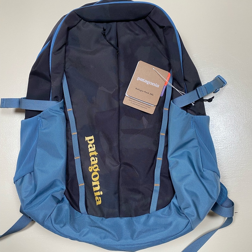 Patagonia Refugio 28L Backpack - Painted Fields